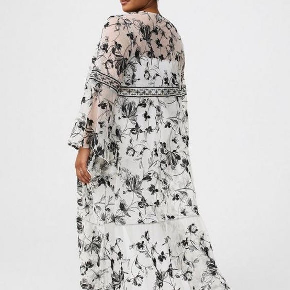 #T265- NWT Torrid Embroidered Lace Mesh Sheer Kimono-2X - Picture 2 of 7